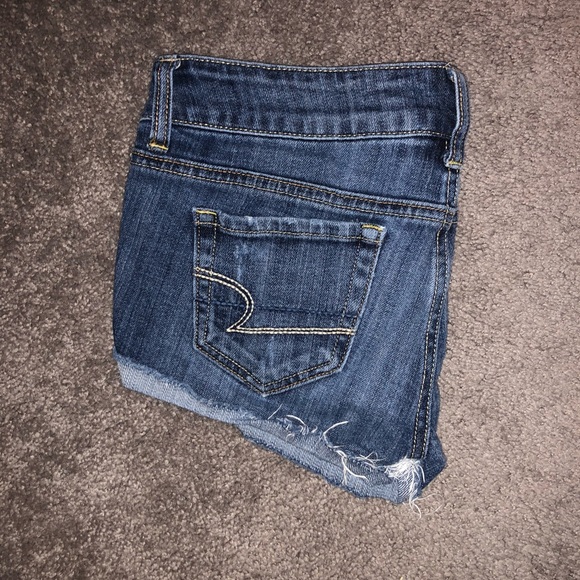 Jean shorts - Picture 2 of 3